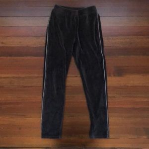 Tea Collection gray velvet fleece pants